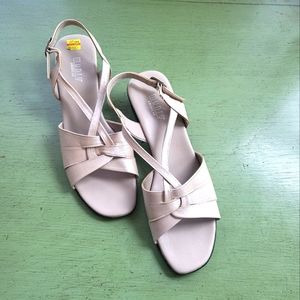 Munro American Sandal